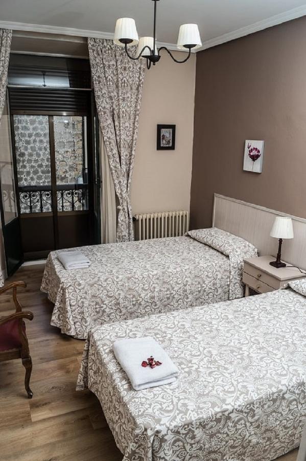 Villa Vivenda turistica La Catedral Ávila Esterno foto